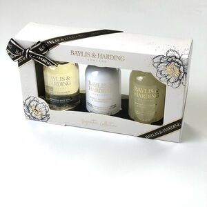 𝅺BAYLIS & Harding Gift Pack 3 x 100ML